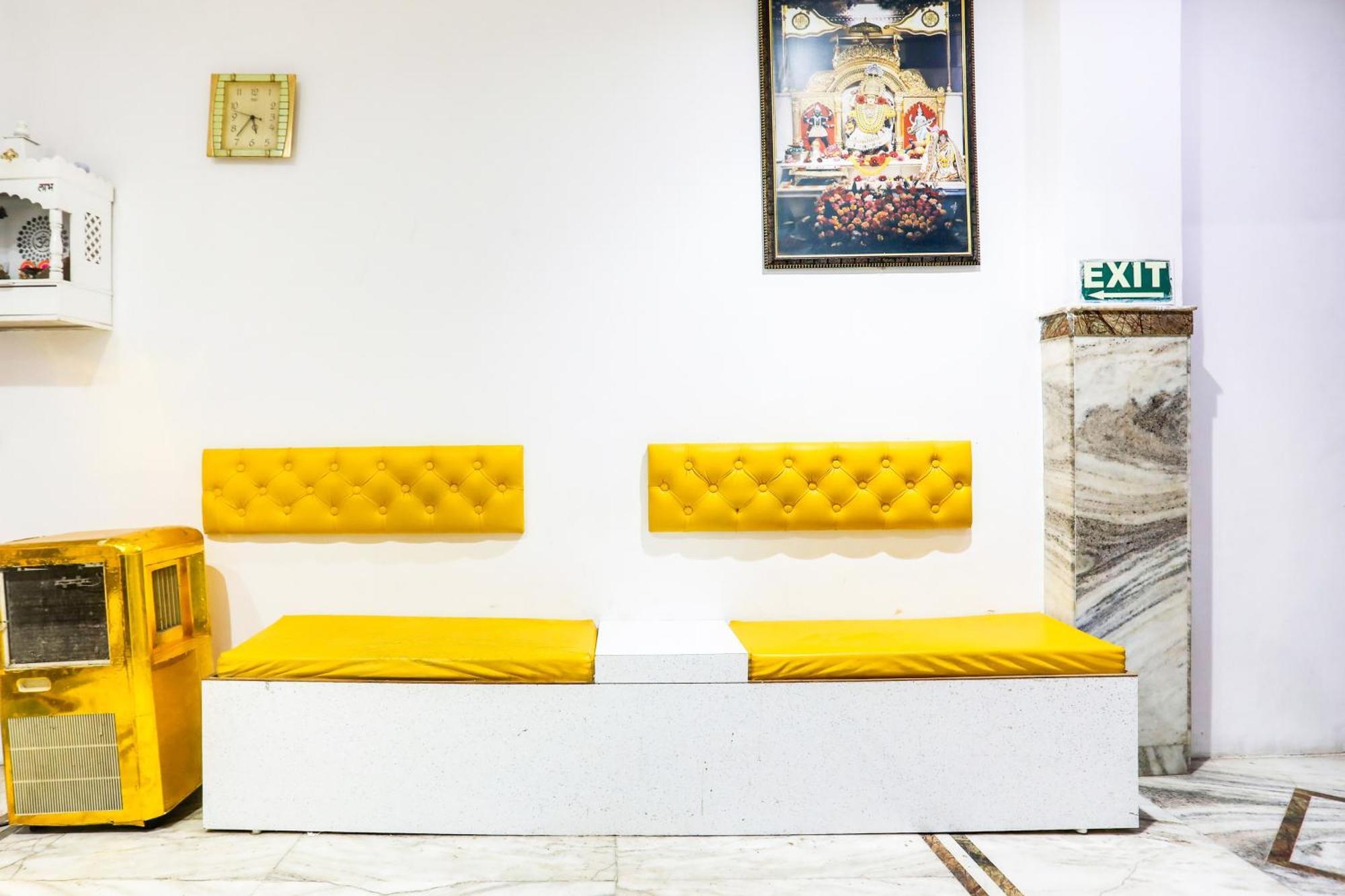 Hotel O Anchal Dx Нью-Дели Экстерьер фото